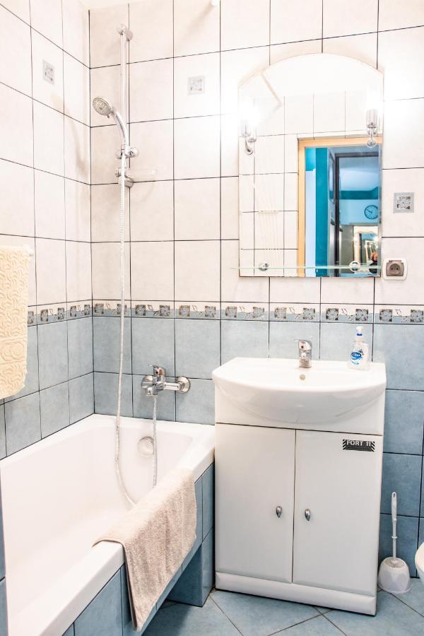 Apartament Z Parkingiem Warschau Exterior foto